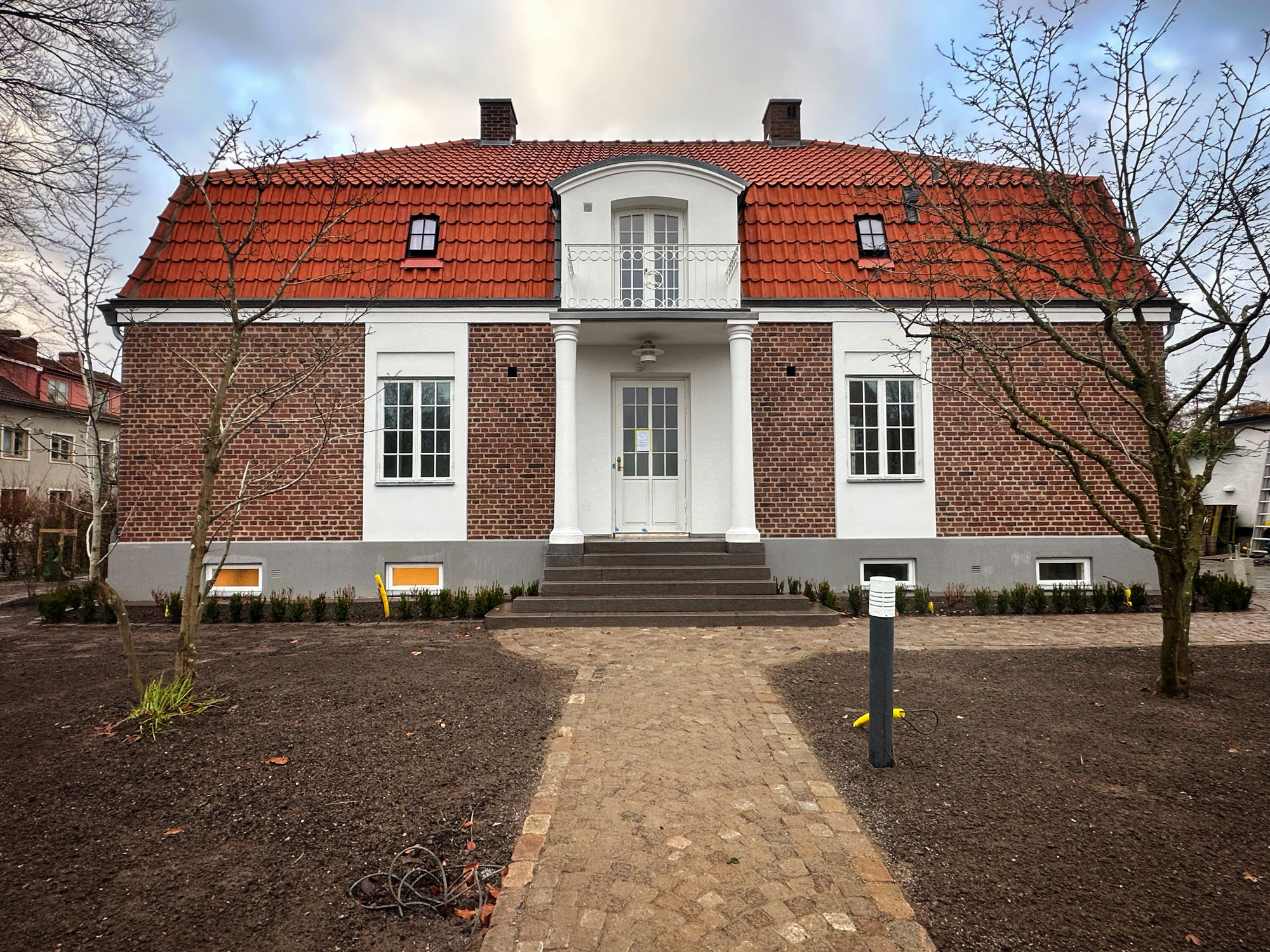 Miljöbild från en tegelvilla